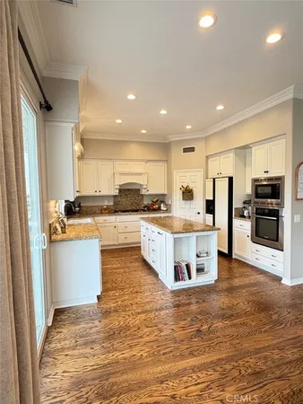 $1,140,000 | 24217 English Rose Place, Valencia, CA 91354
