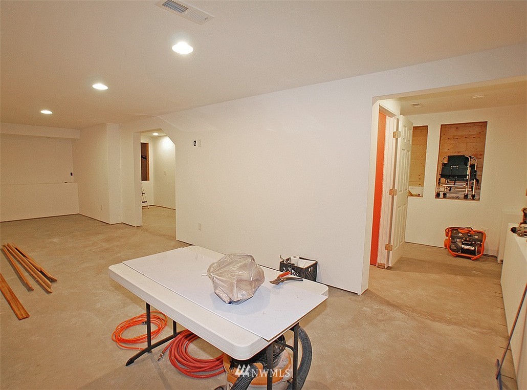18902 Meadow Lake Road Snohomish, WA 98290 - Photo 14 of 23 Gallery Image 14