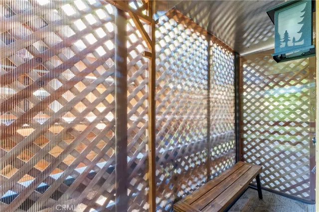 $399,000 | 760 Lake Drive, Lake Arrowhead, CA 92352