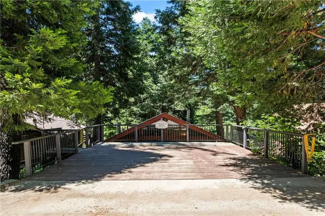 $399,000 | 760 Lake Drive, Lake Arrowhead, CA 92352