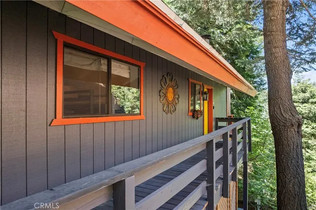 $399,000 | 760 Lake Drive, Lake Arrowhead, CA 92352