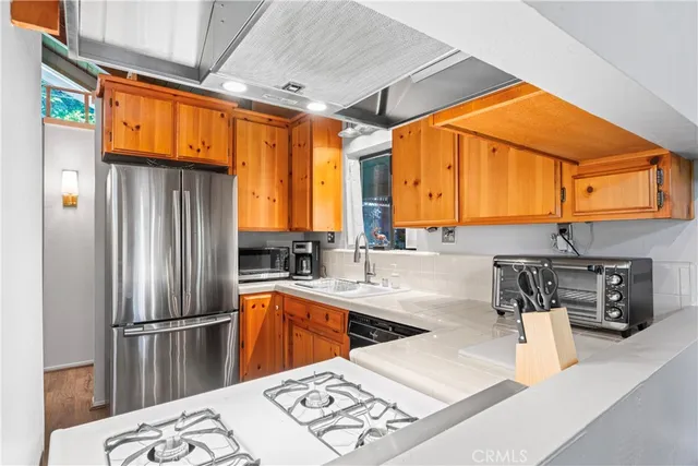 $399,000 | 760 Lake Drive, Lake Arrowhead, CA 92352