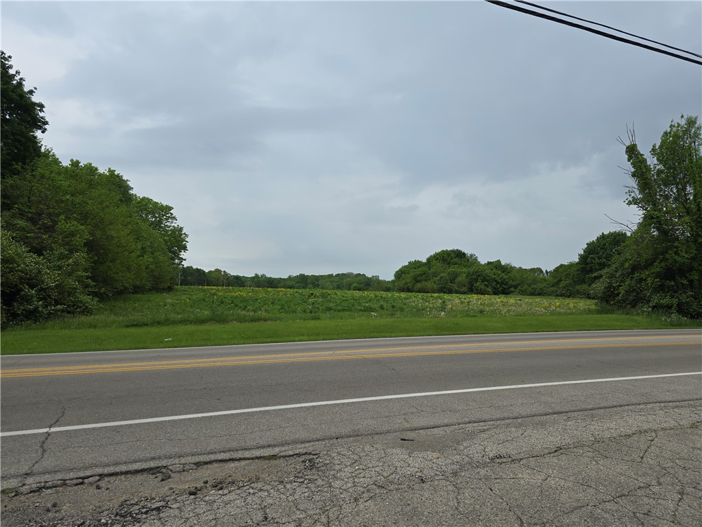 4020 East Patterson Road Beavercreek, OH 45430 - Photo 2 of 4