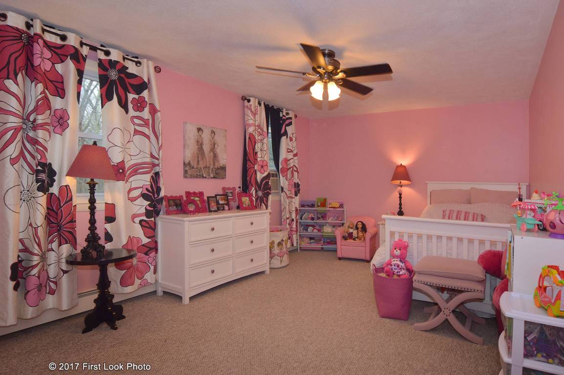 480 Chestnut Hill Road Glocester, RI 02814 - Photo 23 of 37