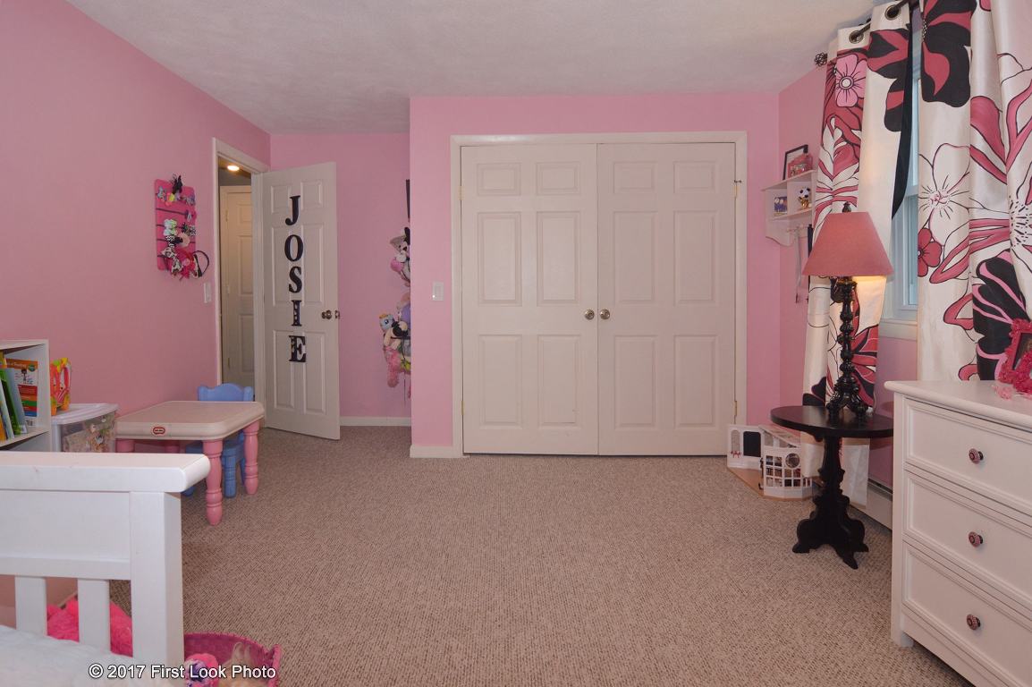 480 Chestnut Hill Road Glocester, RI 02814 - Photo 24 of 37
