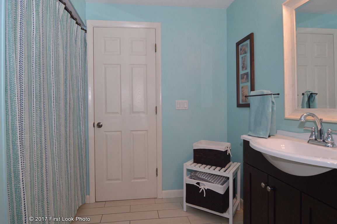 480 Chestnut Hill Road Glocester, RI 02814 - Photo 31 of 37