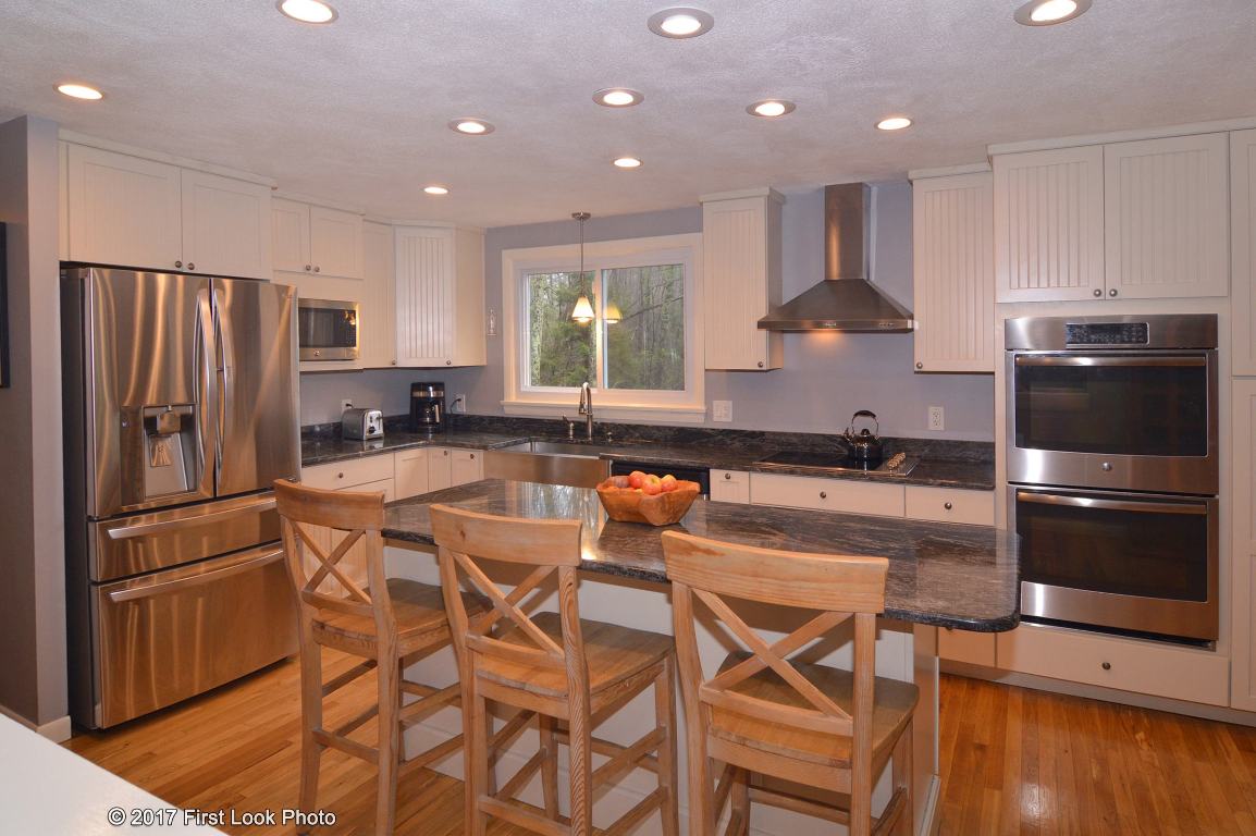 480 Chestnut Hill Road Glocester, RI 02814 - Photo 8 of 37 Kitchen