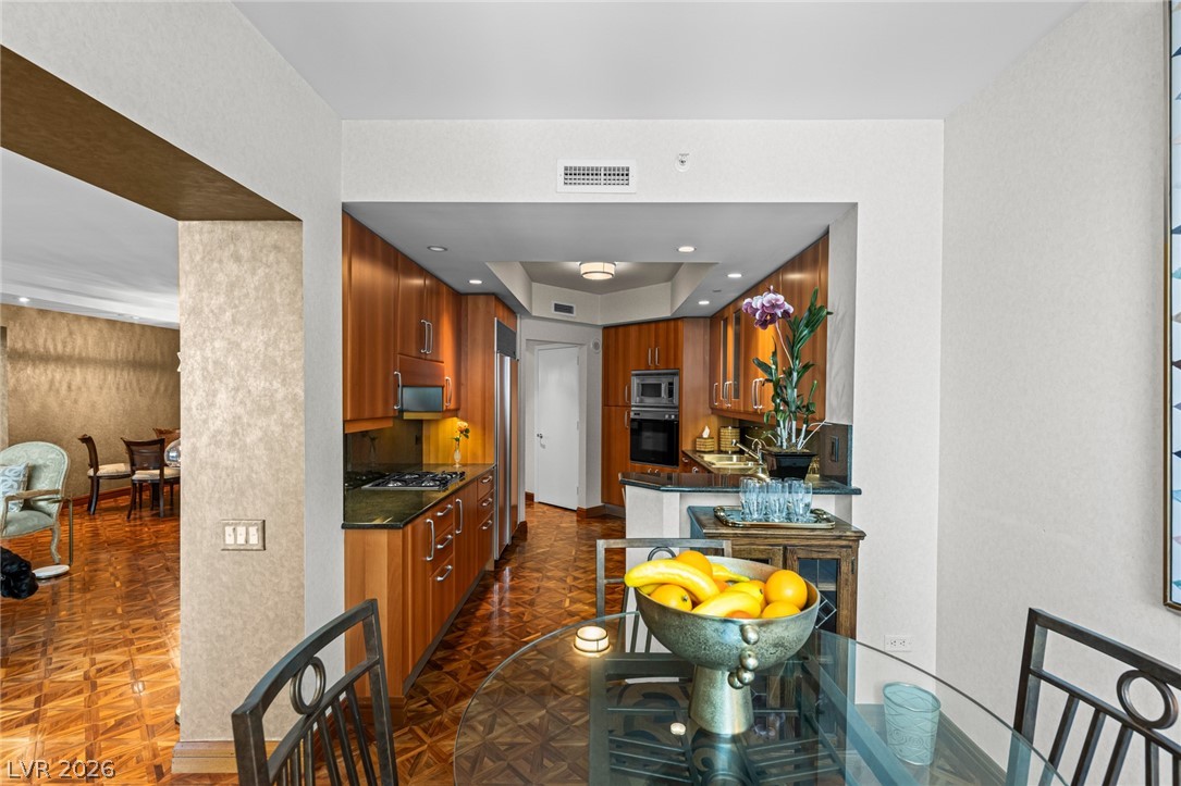 2877 Paradise Road, Unit 504 Las Vegas, NV 89109 - Photo 16 of 62