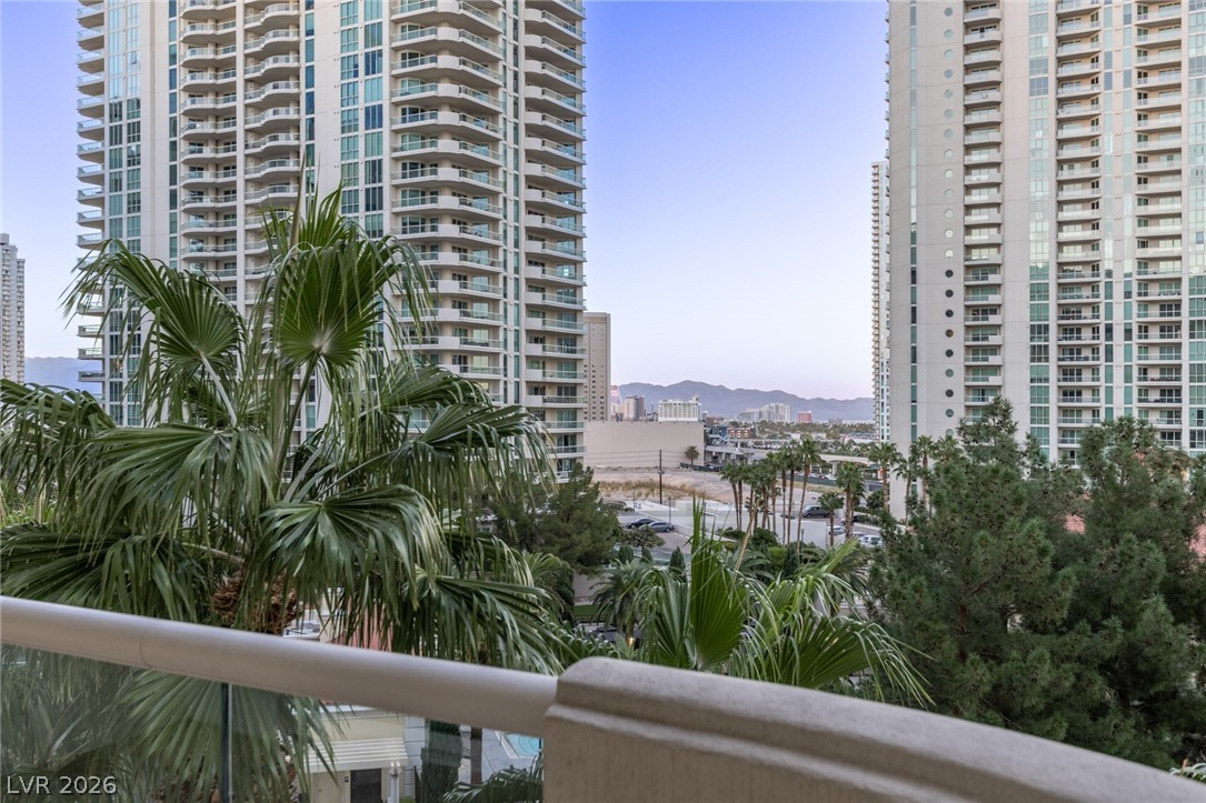 2877 Paradise Road, Unit 504 Las Vegas, NV 89109 - Photo 55 of 62