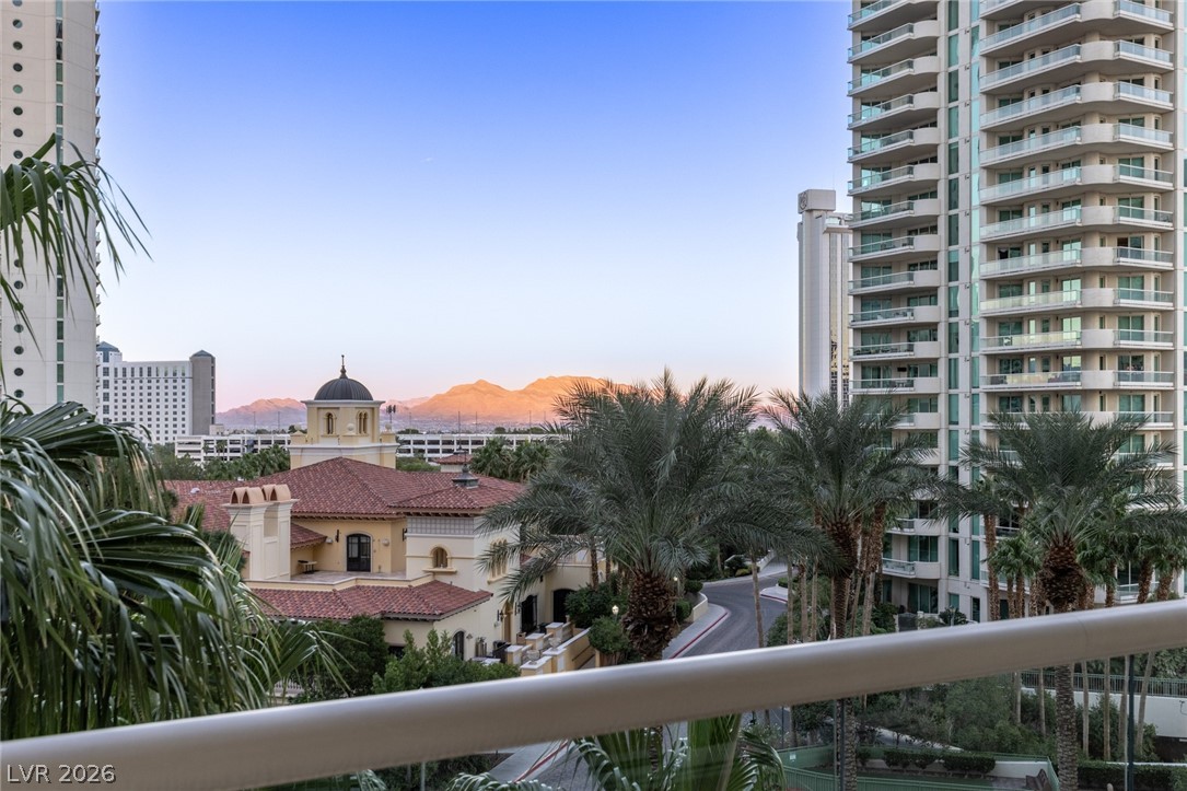 2877 Paradise Road, Unit 504 Las Vegas, NV 89109 - Photo 62 of 62 Evening