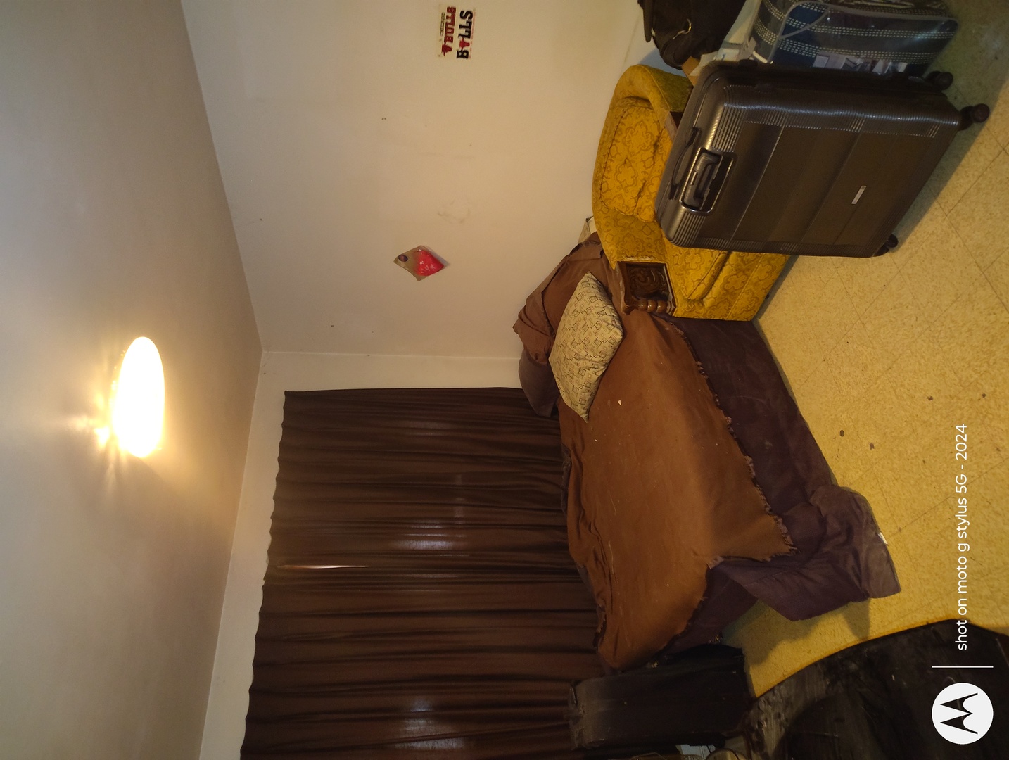 550 West 127th Street Chicago, IL 60628 - Photo 9 of 19 a view of entryway