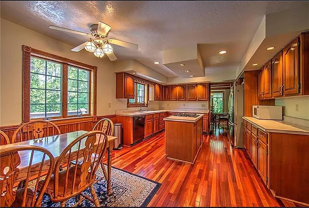 321 Belmont Road Butler, PA 16001 - Photo 7 of 24