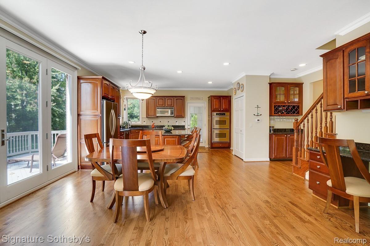 60661 Balmoral Way Rochester, MI 48306 - Photo 8 of 45 dsc09613-dsc09615.jpg