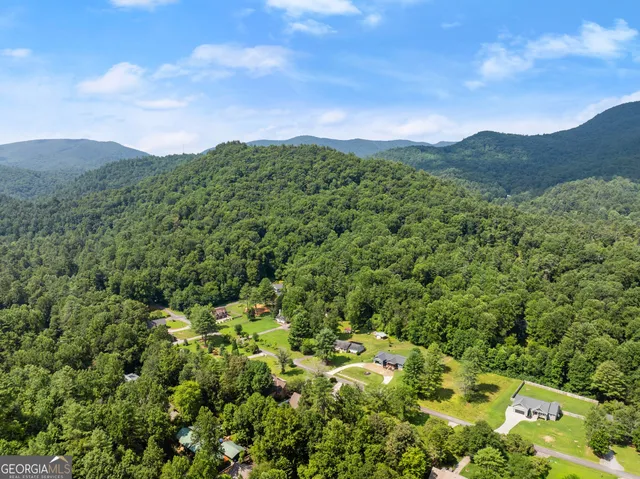 $575,000 | 2187 Big Pine Drive, Hiawassee, GA 30546