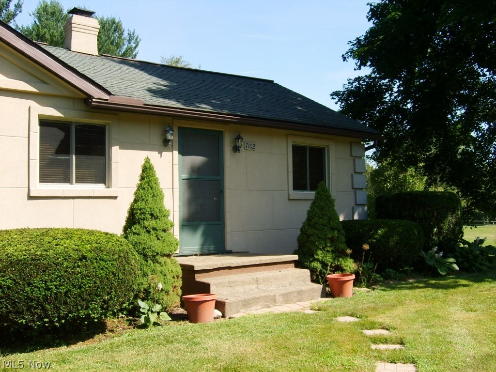 7102 Manchester Road Canal Fulton, OH 44614 - Photo 2 of 25 Gallery Image 2