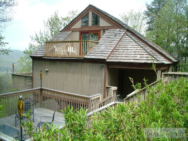 236 Moss Ridge Sugar Mountain, NC 28604 - Photo 1 of 13 Gallery Image 1
