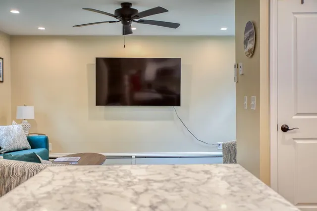 $895,000 | 66 Townsend Avenue, Boothbay Harbor, ME 04538