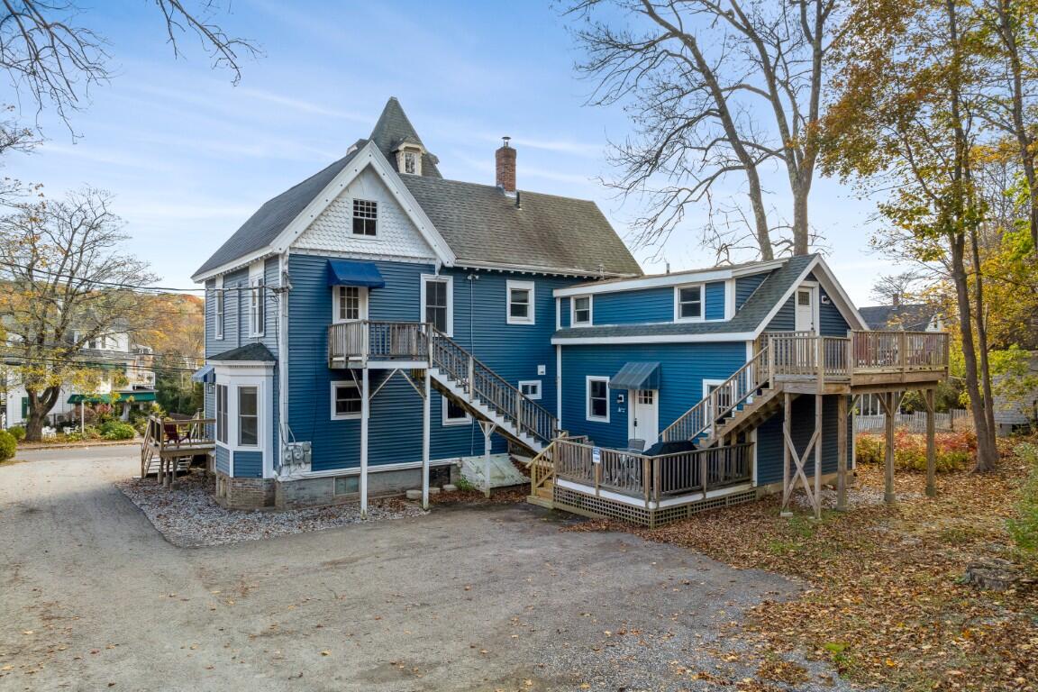 66 Townsend Avenue Boothbay Harbor, ME 04538 - Photo 5 of 52 66 Townsend Avenue (5)