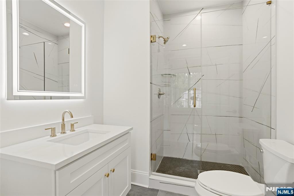 62 Wynnewood Road Livingston, NJ 07039 - Photo 26 of 47