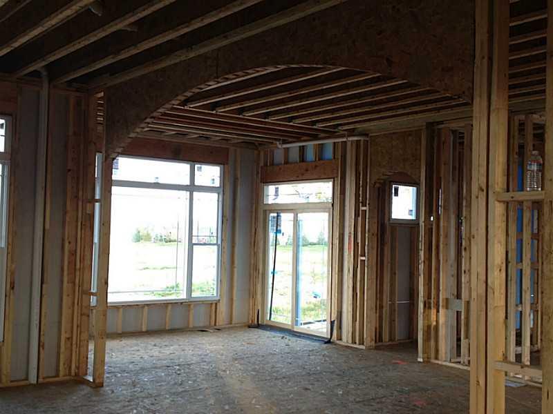 10298 Copper Ridge Drive Fishers, IN 46040 - Photo 7 of 15 Gallery Image 7