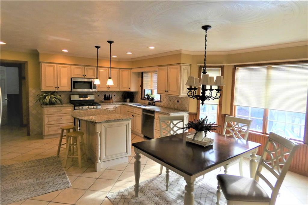 13 Meadowridge Road Harrison City, PA 15636 - Photo 5 of 22 Gallery Image 5