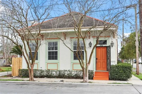 $2,000 | 1201 France Street, New Orleans, LA 70117