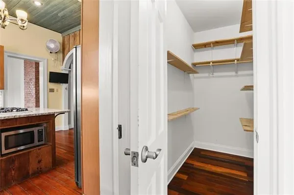 $2,000 | 1201 France Street, New Orleans, LA 70117