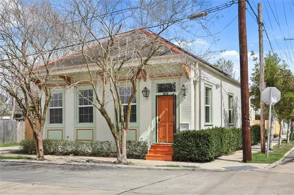 $2,000 | 1201 France Street, New Orleans, LA 70117