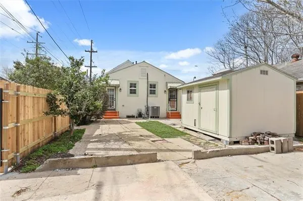 $2,000 | 1201 France Street, New Orleans, LA 70117