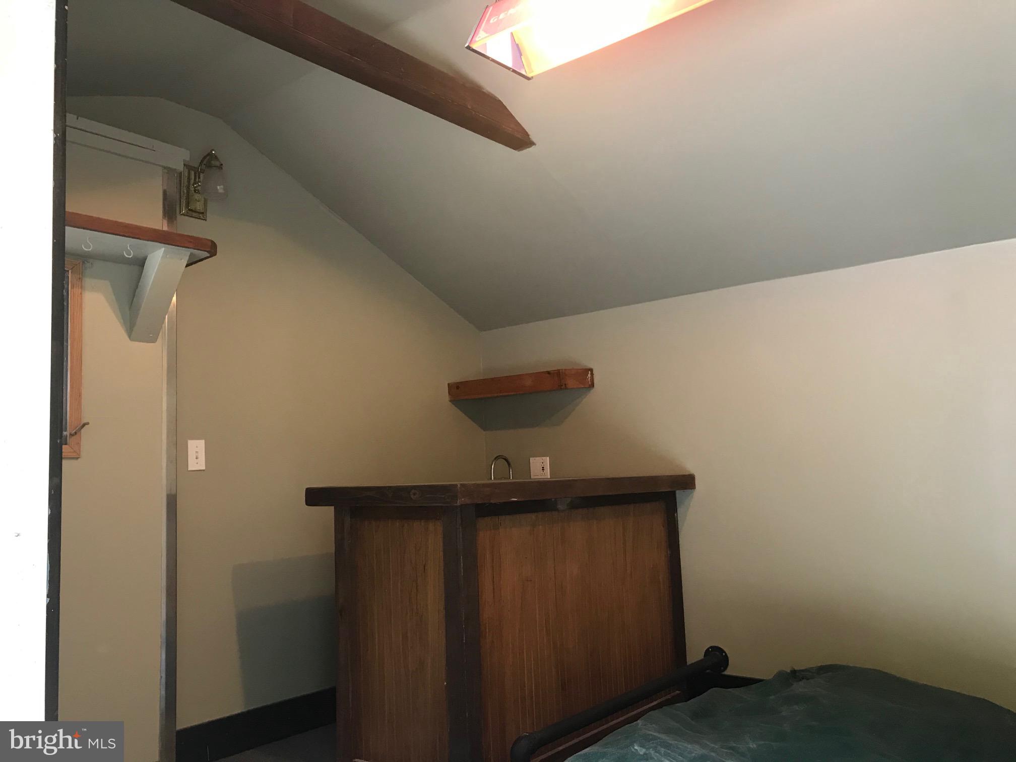 140 Himmelwright Road Barto, PA 19504 - Photo 33 of 41 POOL HOUSE BAR