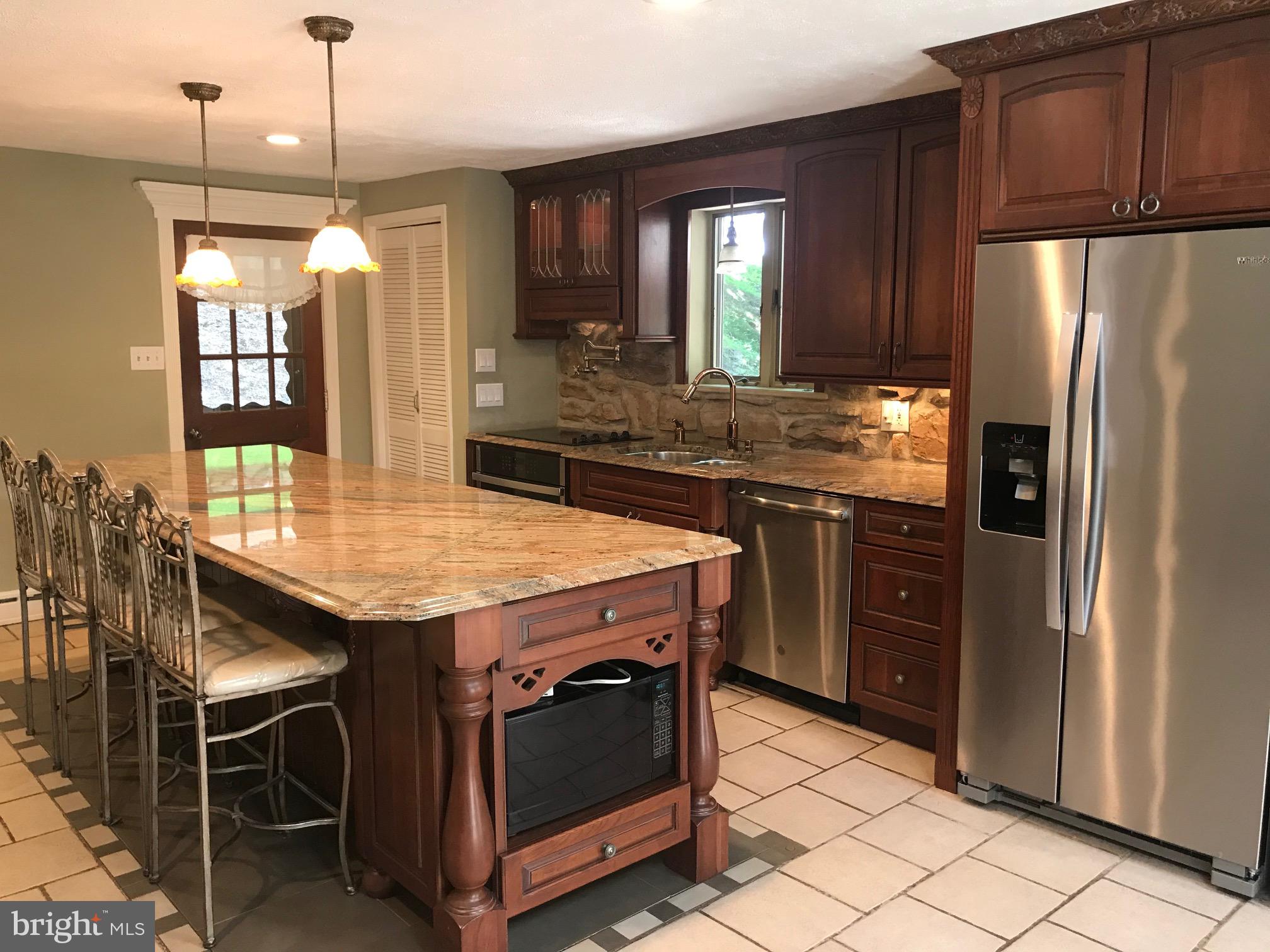 140 Himmelwright Road Barto, PA 19504 - Photo 8 of 41 KITCHEN