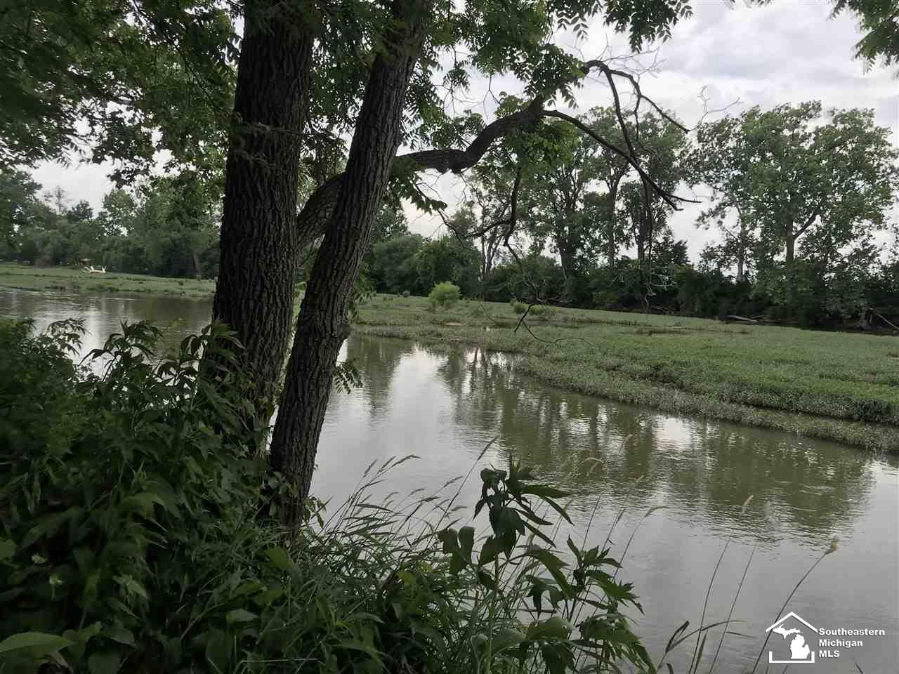 4320 South Custer Road Monroe, MI 48161 - Photo 14 of 17