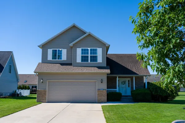 $349,000 | 1646 Abbey Court, Mount Pleasant, MI 48858