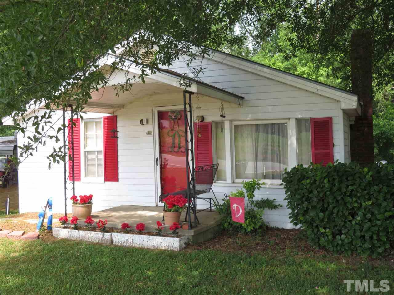 405 Chicken Farm Road Dunn, NC 28334 - Photo 1 of 14 Gallery Image 1