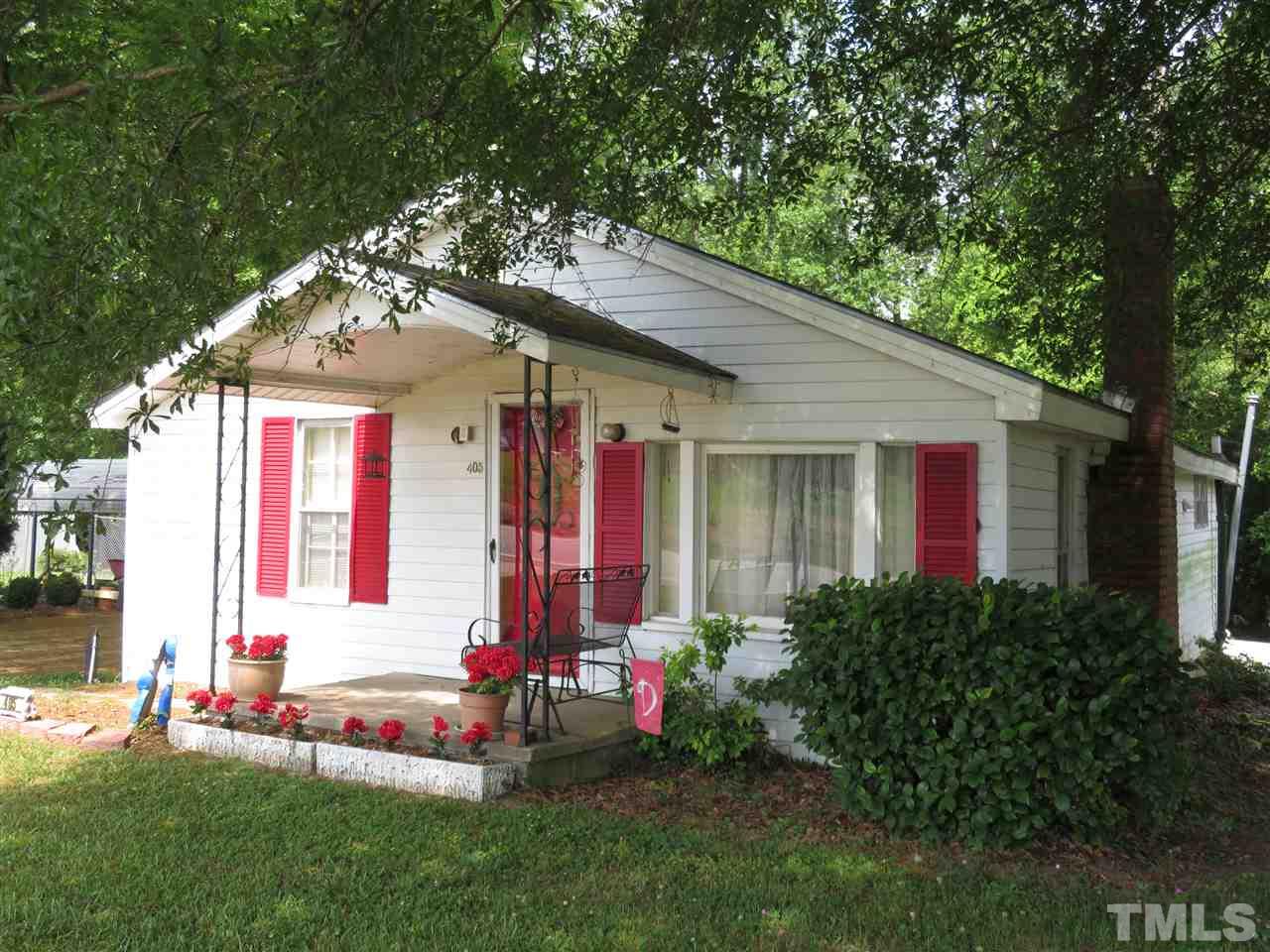 405 Chicken Farm Road Dunn, NC 28334 - Photo 3 of 14 Gallery Image 3