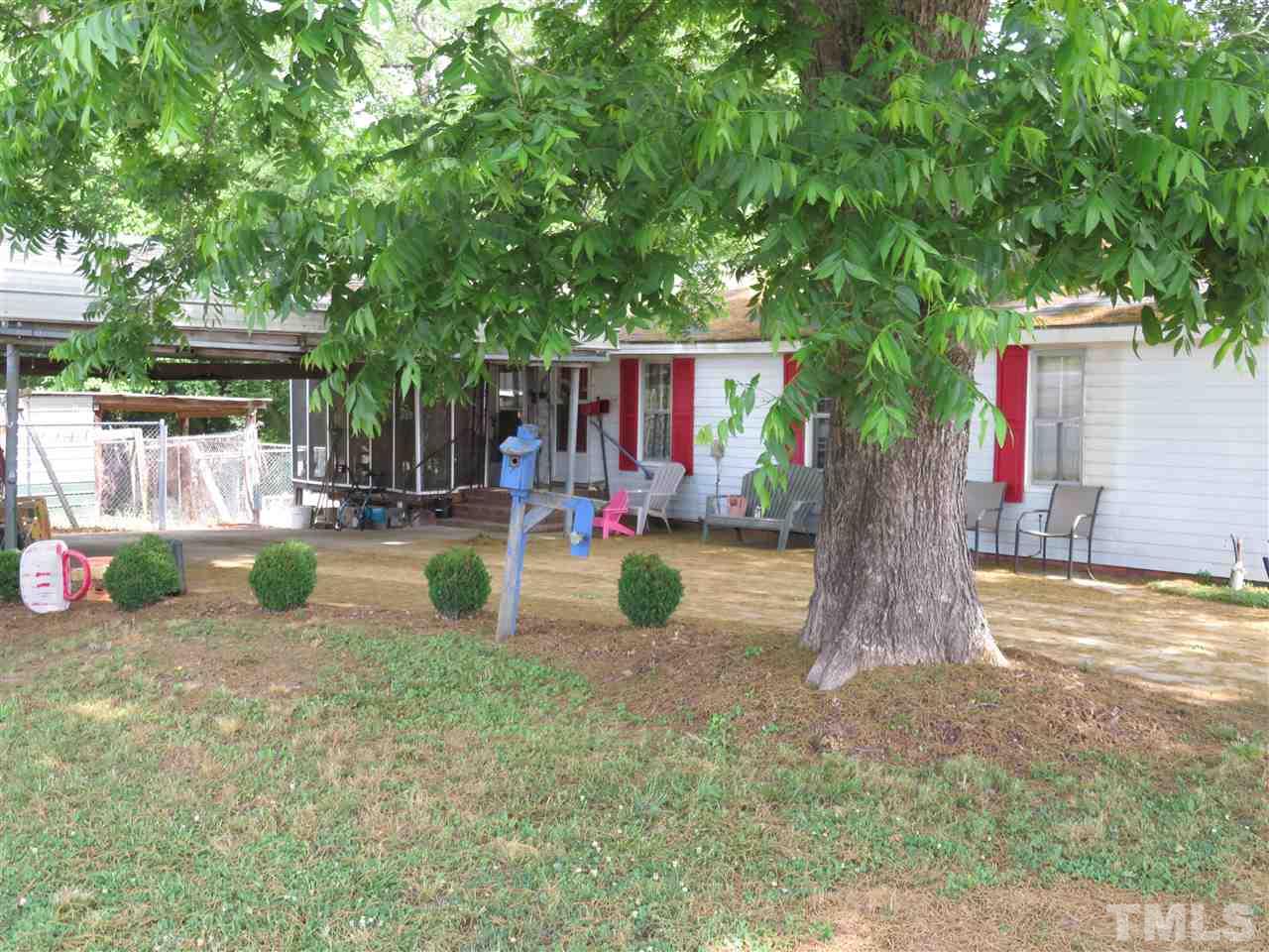 405 Chicken Farm Road Dunn, NC 28334 - Photo 7 of 14 Gallery Image 7