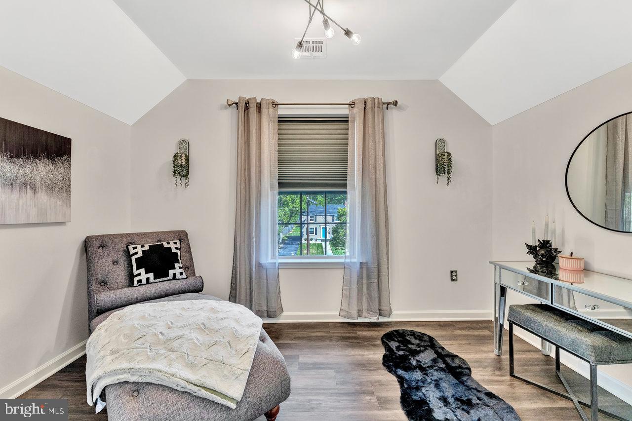 125 Roxboro Road Lawrenceville, NJ 08648 - Photo 22 of 42 Den off Main Bedroom