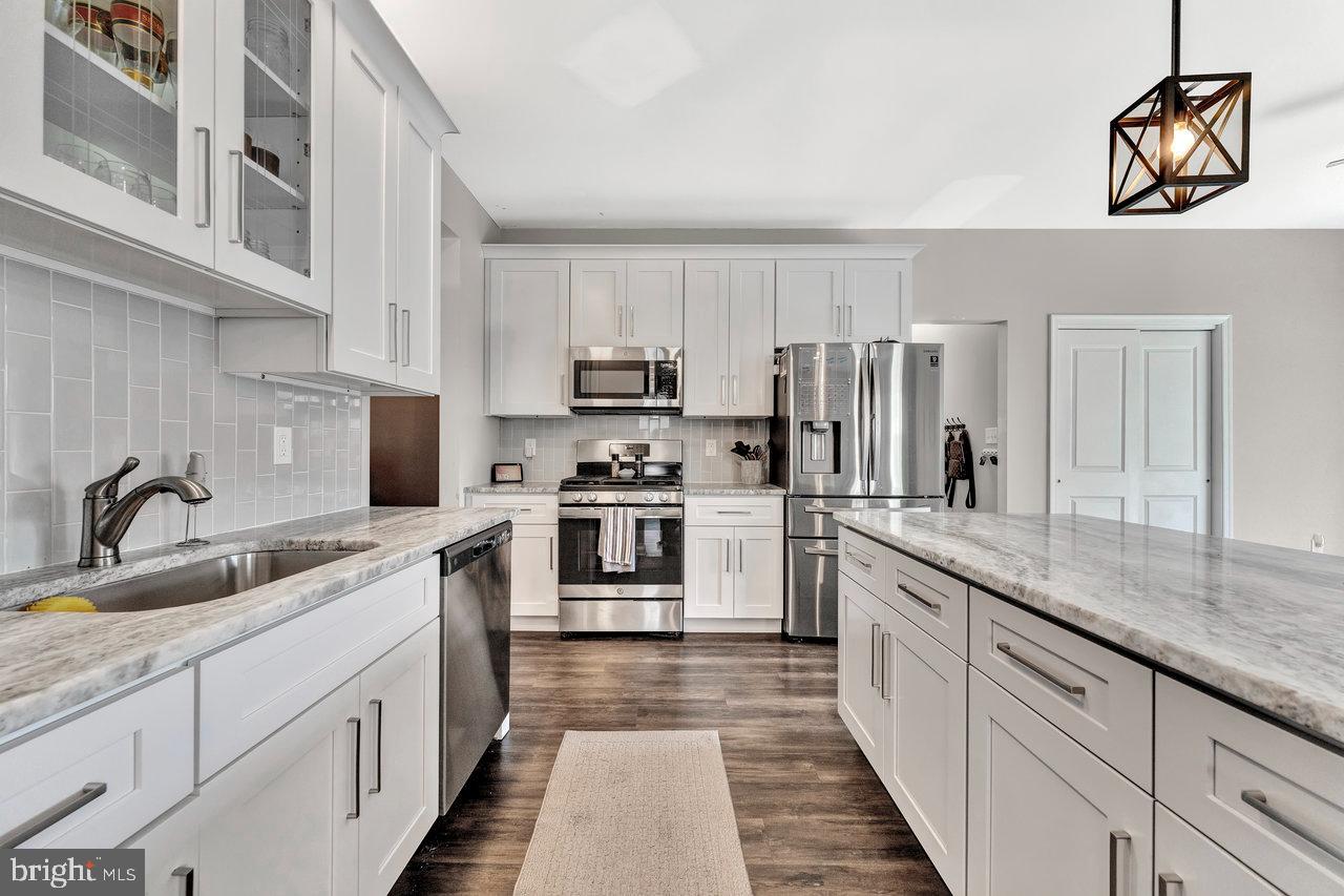 125 Roxboro Road Lawrenceville, NJ 08648 - Photo 6 of 42 Kitchen