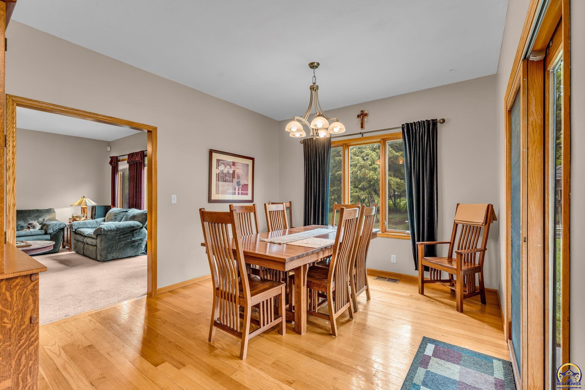 3232 Northwest 34th Street Topeka, KS 66618 - Photo 18 of 60