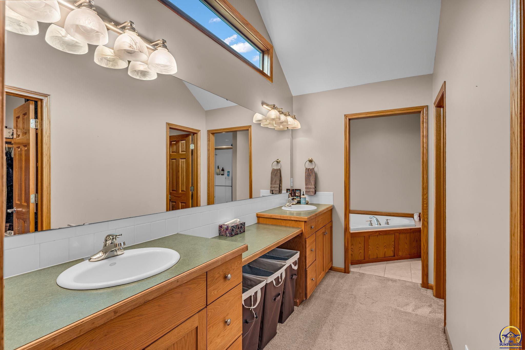 3232 Northwest 34th Street Topeka, KS 66618 - Photo 31 of 60