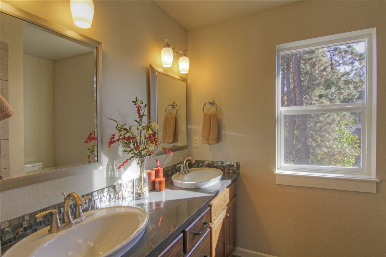 5410 North Radium Lane Spokane, WA 99217 - Photo 8 of 18