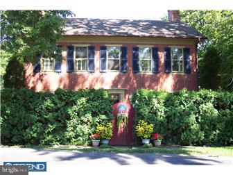 29 Delaware Road Riegelsville, PA 18077 - Photo 1 of 12