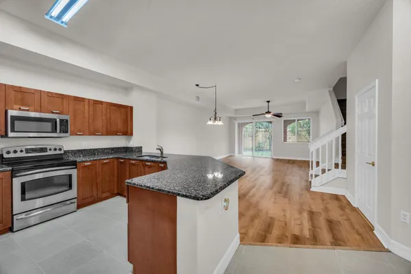 $2,400 | 47 Southeast Sedona Circle, Unit 102, Stuart, FL 34994