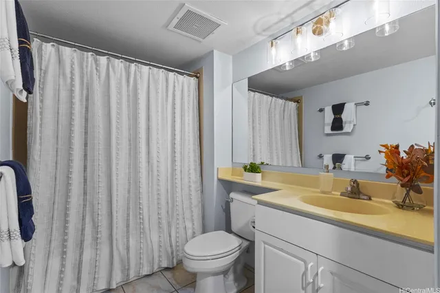 $575,000 | 3075 Ala Poha Place, Unit 1102, Honolulu, HI 96818