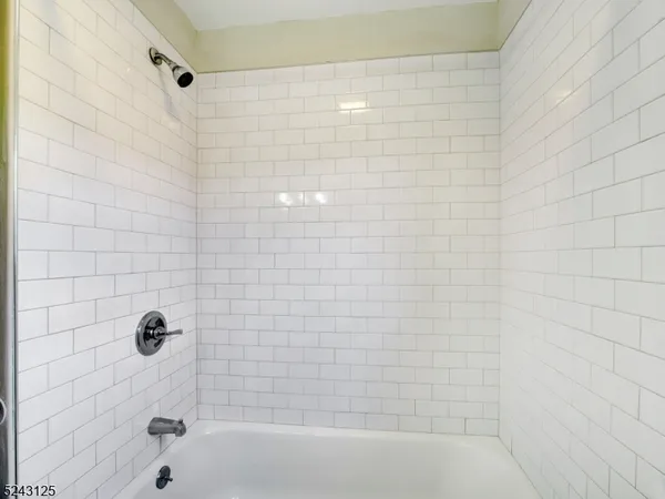 $275,000 | 2467 Highway 10, Unit 6A, Morris Plains, NJ 07950