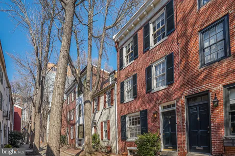 $650,000 | 239 Quince Street, Philadelphia, PA 19107