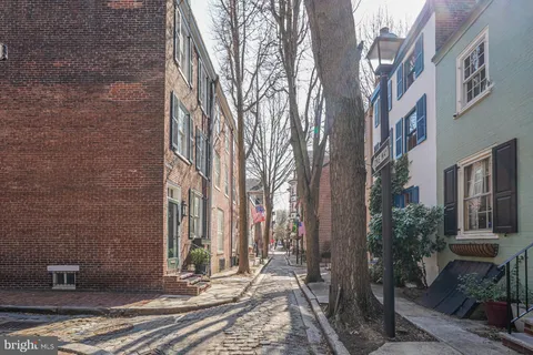 $650,000 | 239 Quince Street, Philadelphia, PA 19107