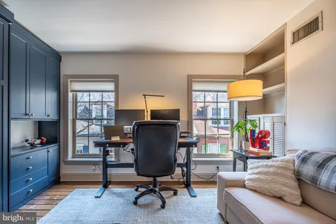 $650,000 | 239 Quince Street, Philadelphia, PA 19107