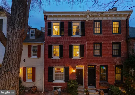 $650,000 | 239 Quince Street, Philadelphia, PA 19107