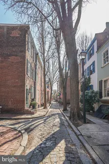$650,000 | 239 Quince Street, Philadelphia, PA 19107
